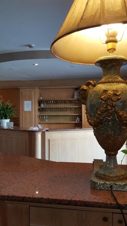 Hotel Ascot Binasco Luaran gambar