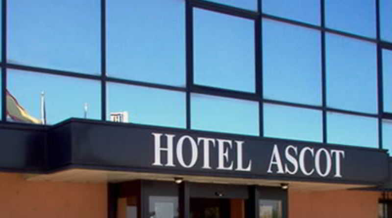 Hotel Ascot Binasco Luaran gambar